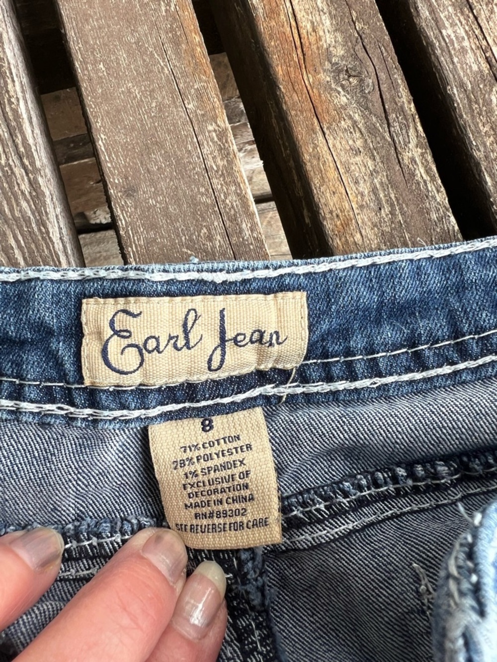 Womens Capris - Picture 2 of 3